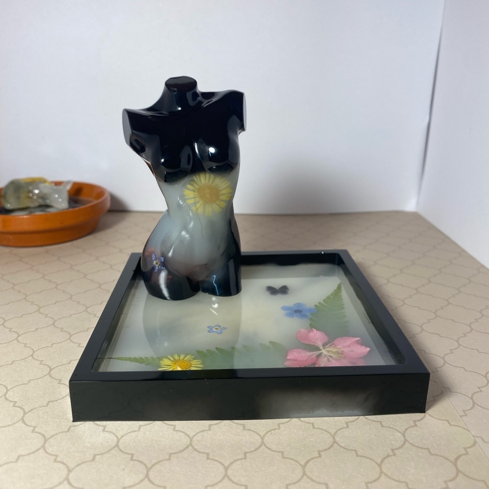 Milk Bath Goddess Jewelry Coaster!